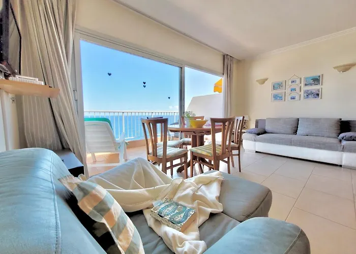 Ocean Cliffs Apartament