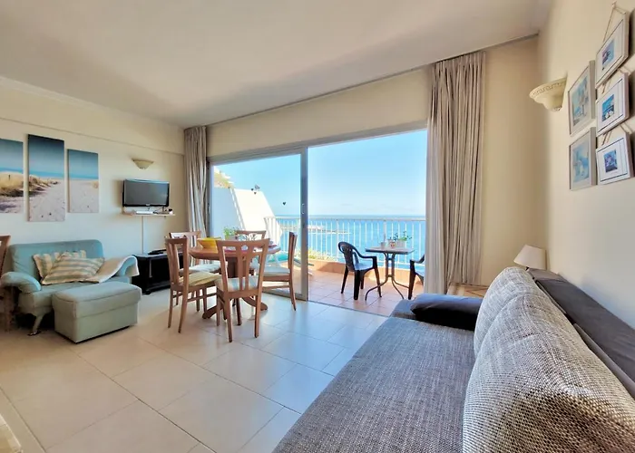 Ocean Cliffs Apartament *