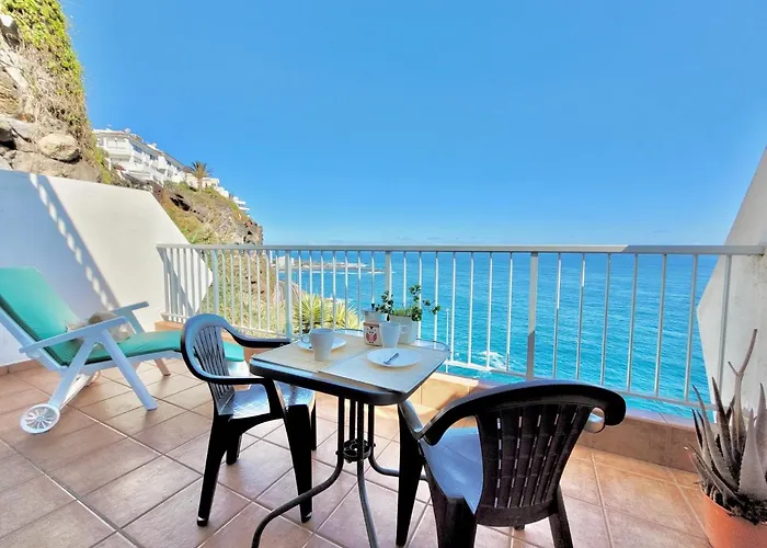 Ocean Cliffs *
