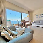 아파트 Ocean Cliffs