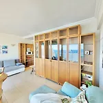 아파트 Ocean Cliffs